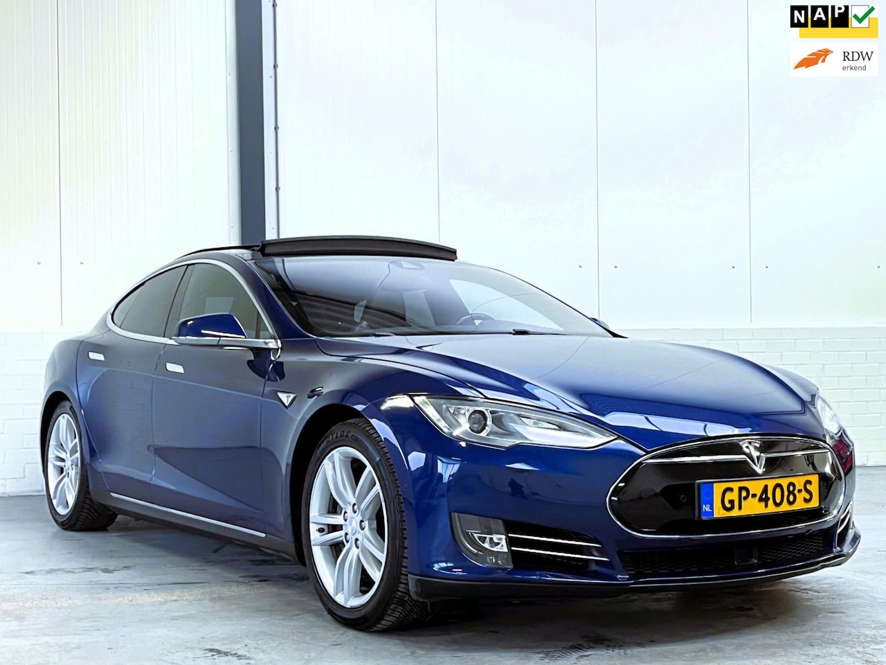 Tesla Model S - 85D Base Free Supercharge - AutoWereld.nl