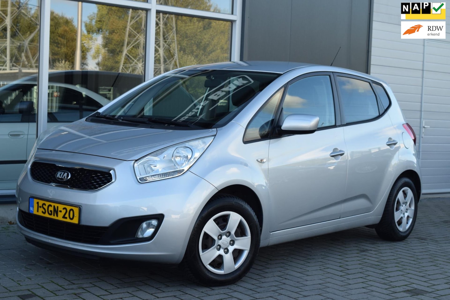 Kia Venga - 1.6 CVVT 20th Anniversary | Automaat | Airco | NAP + APK 9-2026 ! - AutoWereld.nl