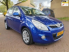 Hyundai i20 - Tweede eigenaar / 108.000 NAP / Airco / 5 deurs
