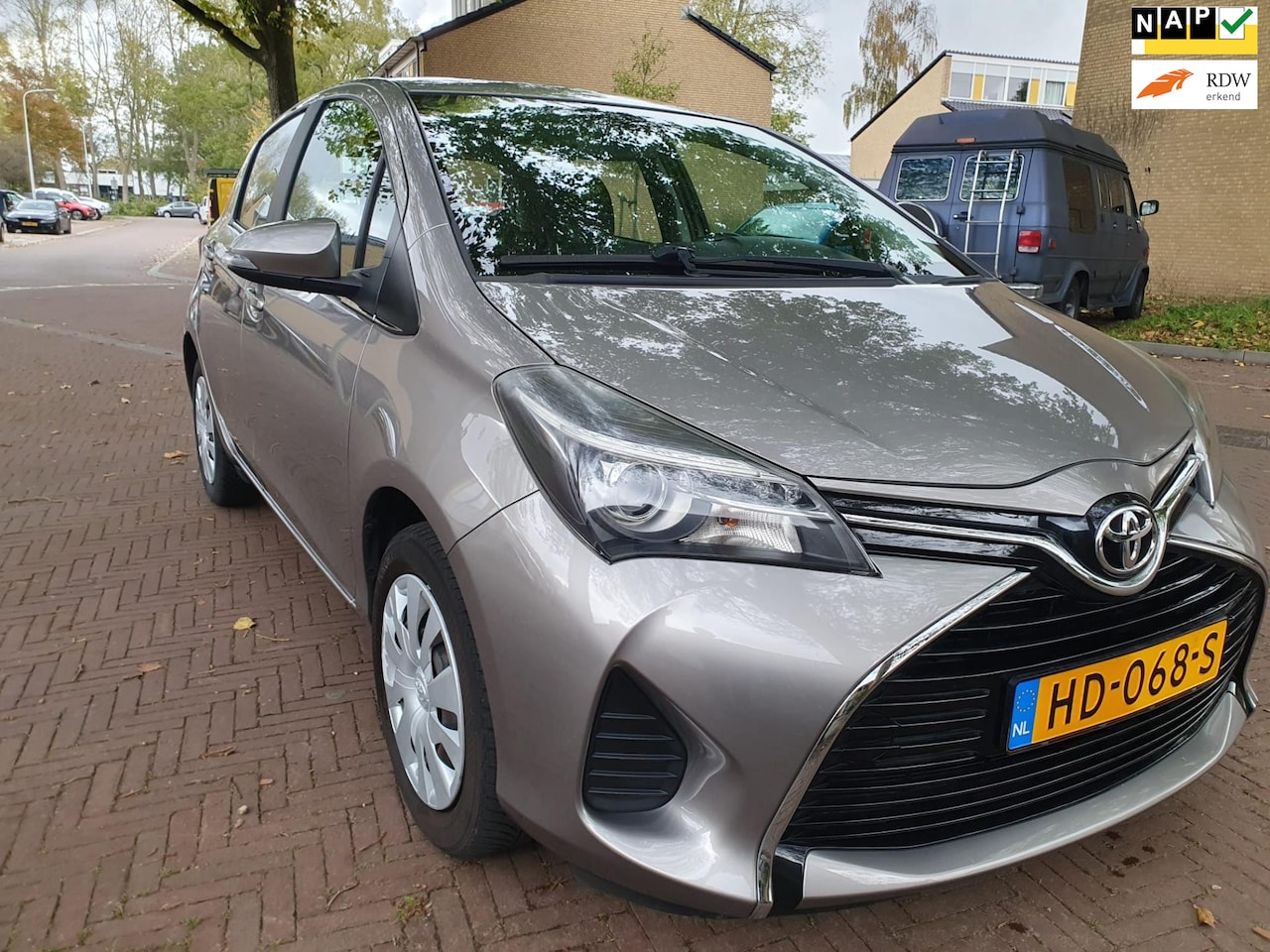 Toyota Yaris - Eerste eigenaar/ 52.000 NAP/ Camera/ mooie auto - AutoWereld.nl