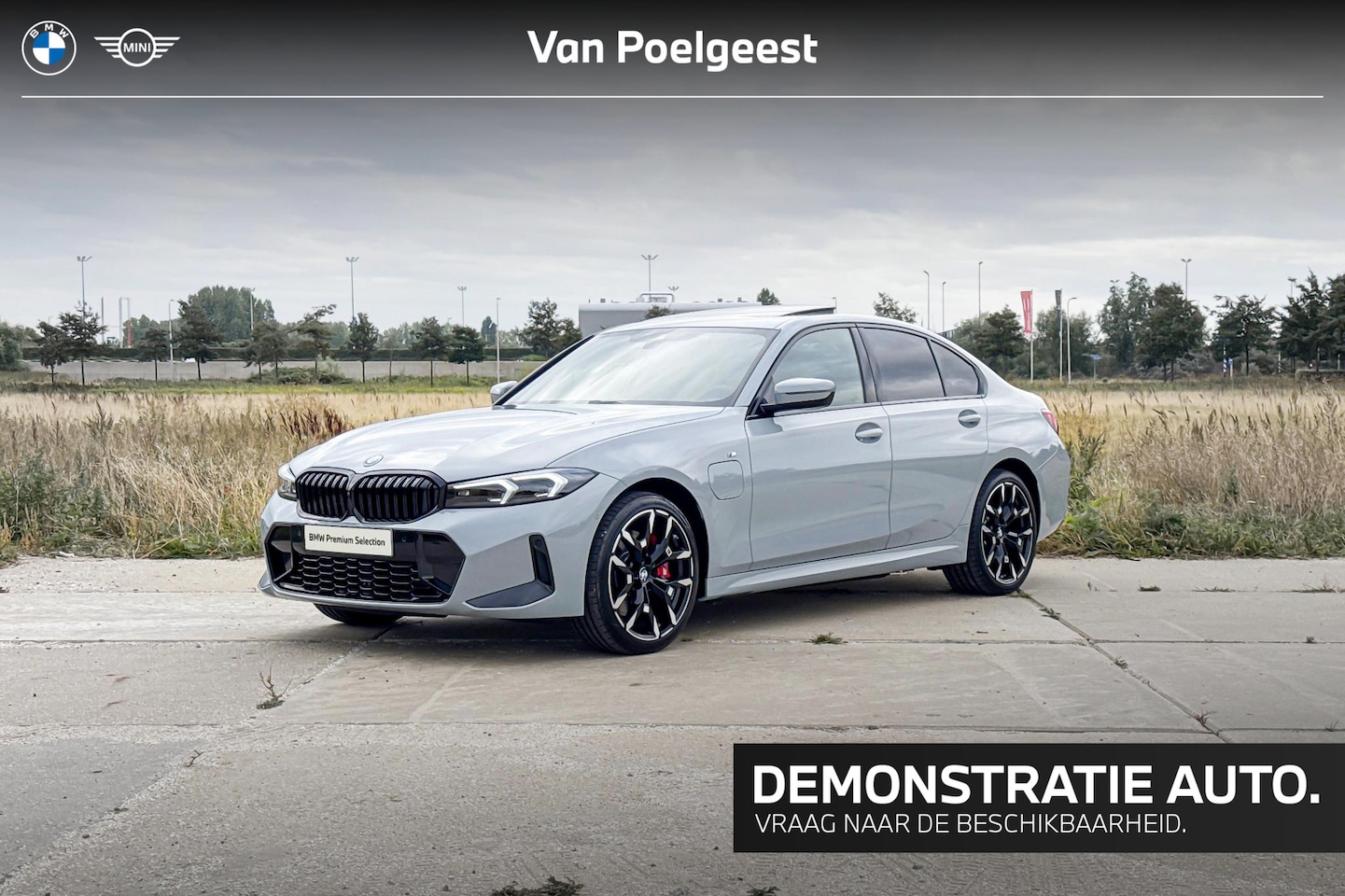 BMW 3-serie - Sedan 330e | M Sport | Glazen Panoramadak | Harman Kardon | Head-up Display | Trekhaak | - AutoWereld.nl