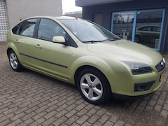 Ford Focus - 1.6-16V Trend