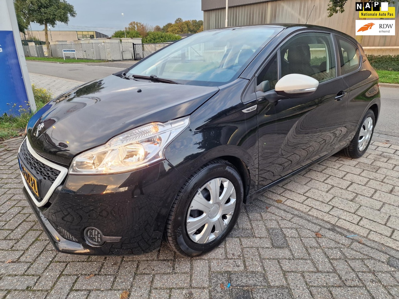 Peugeot 208 - 1.0 Vti LIKE 1.0 VTi LIKE, Apk, Nap, Zeer goed rijdend, Inruil mogelijk. - AutoWereld.nl