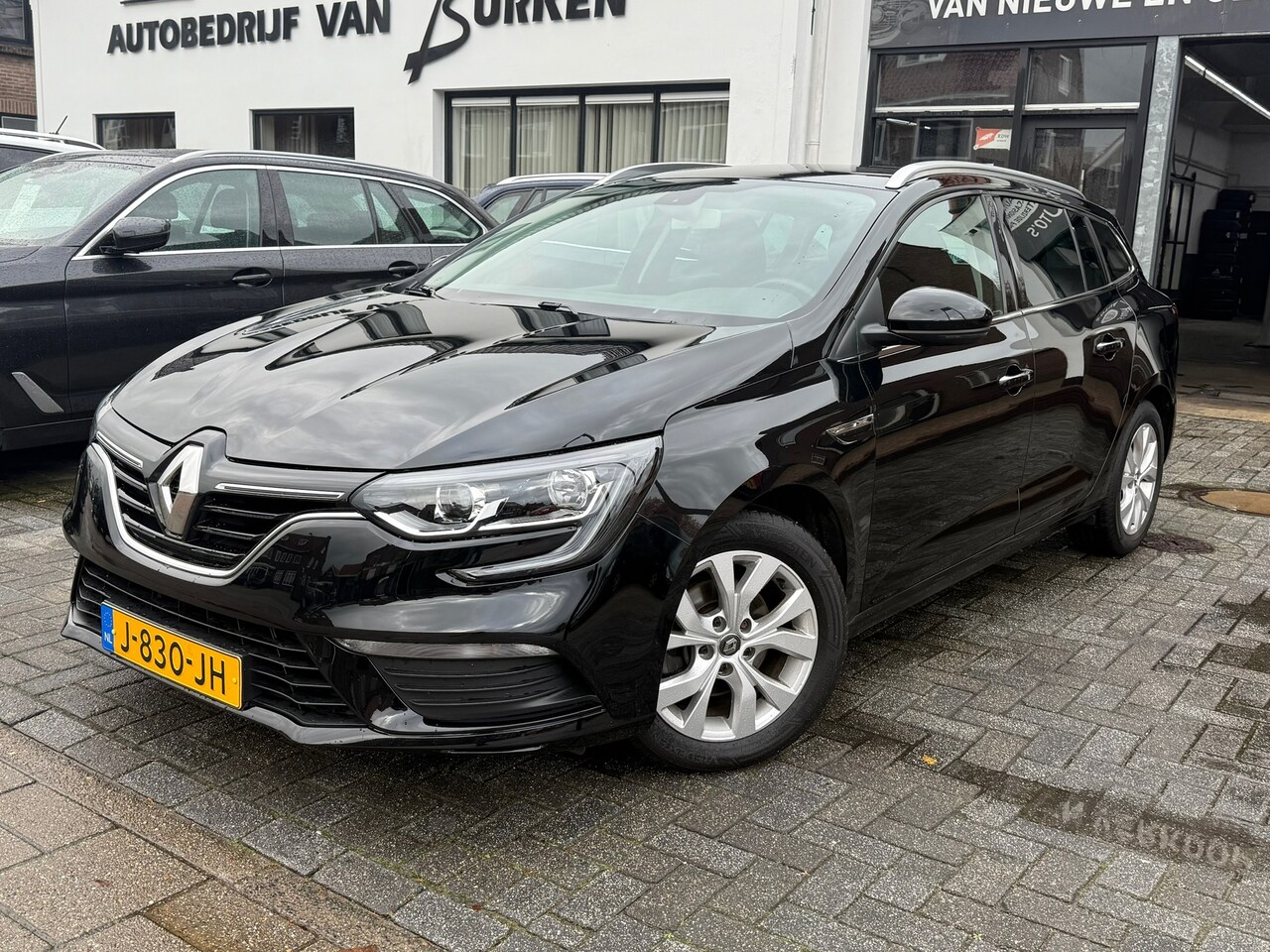 Renault Mégane Estate - 1.3 TCe Limited 1.3 TCe Limited, Trekhaak,Navigatie,Apple Carpaly/Android,Stoelverwarming - AutoWereld.nl