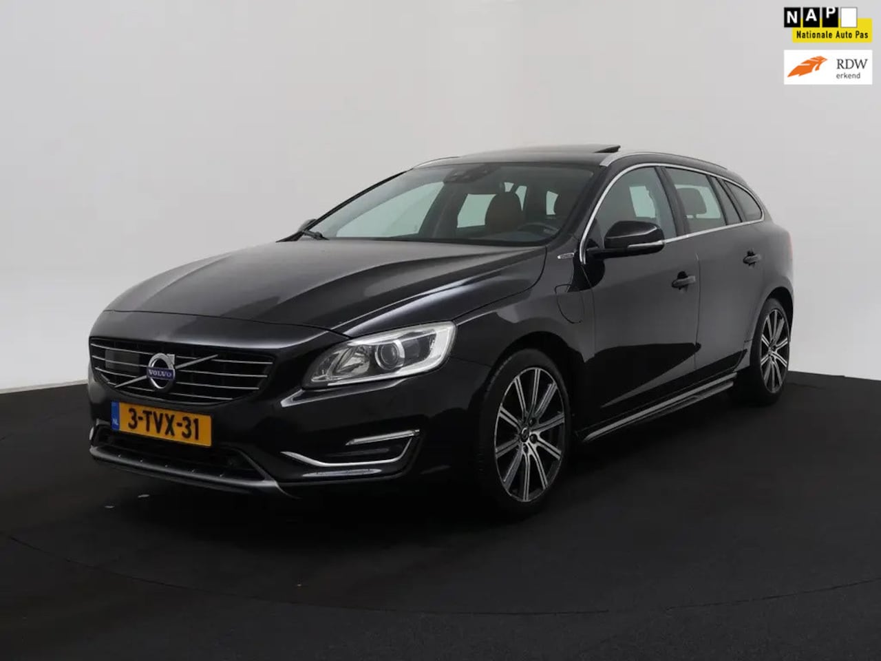 Volvo V60 - 2.4 D6 AWD Plug-In Hybrid Summum 2.4 D6 AWD Plug-In Hybrid Summum - AutoWereld.nl