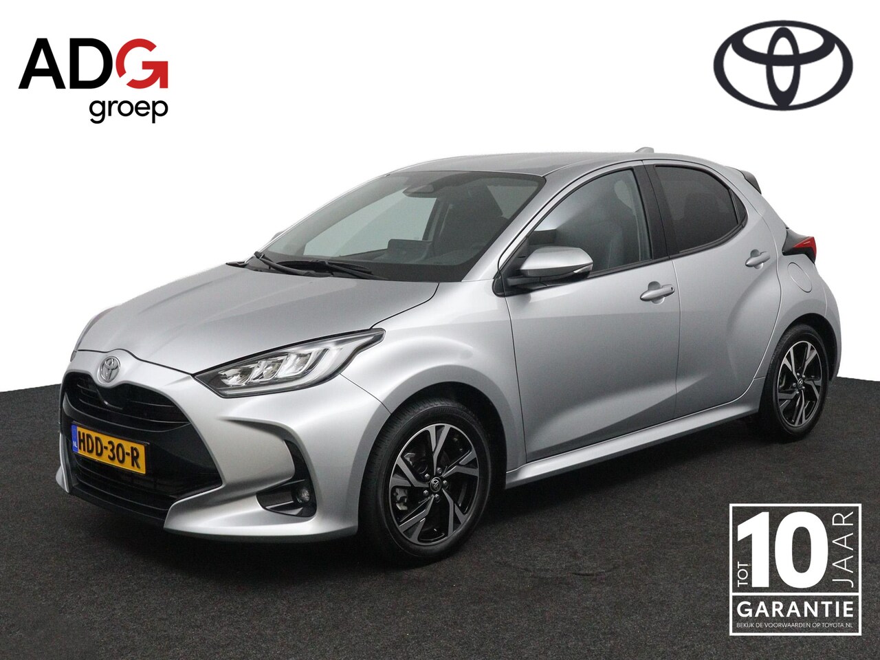 Toyota Yaris - 1.5 Hybrid 115 First Edition | Navigatie | Keyless Entry | Direct Leverbaar | - AutoWereld.nl