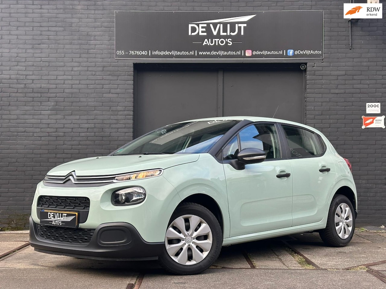 Citroën C3 - 1.2 PureTech Live | Cv op Afstand | Stuurbekrachtiging | Radio Cd Speler | Elek Raam | - AutoWereld.nl