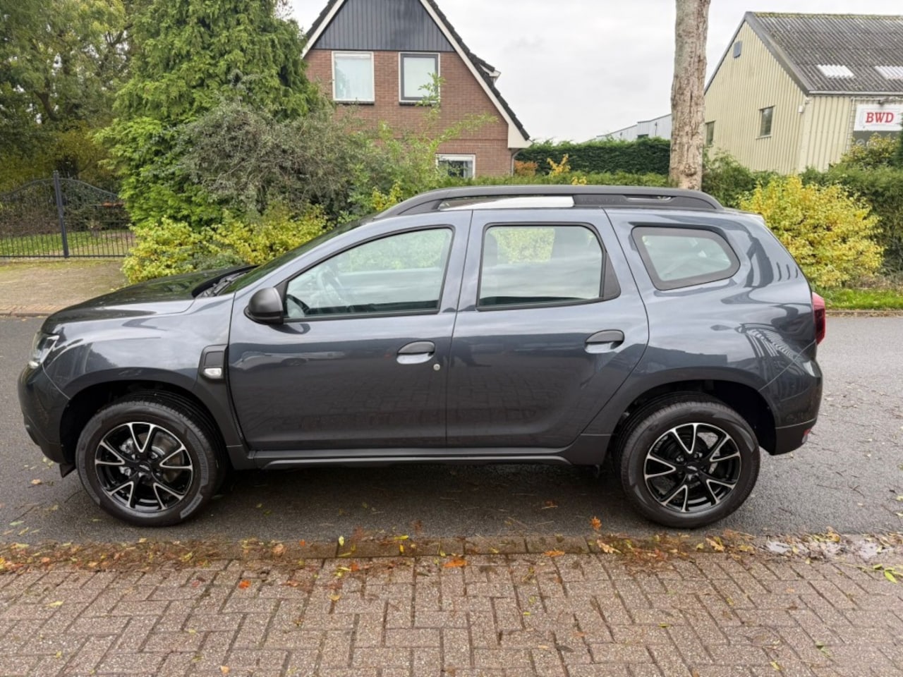 Dacia Duster - 1.0TCe Comfort*lichtmetaal*Airco*cruisecontrol* - AutoWereld.nl
