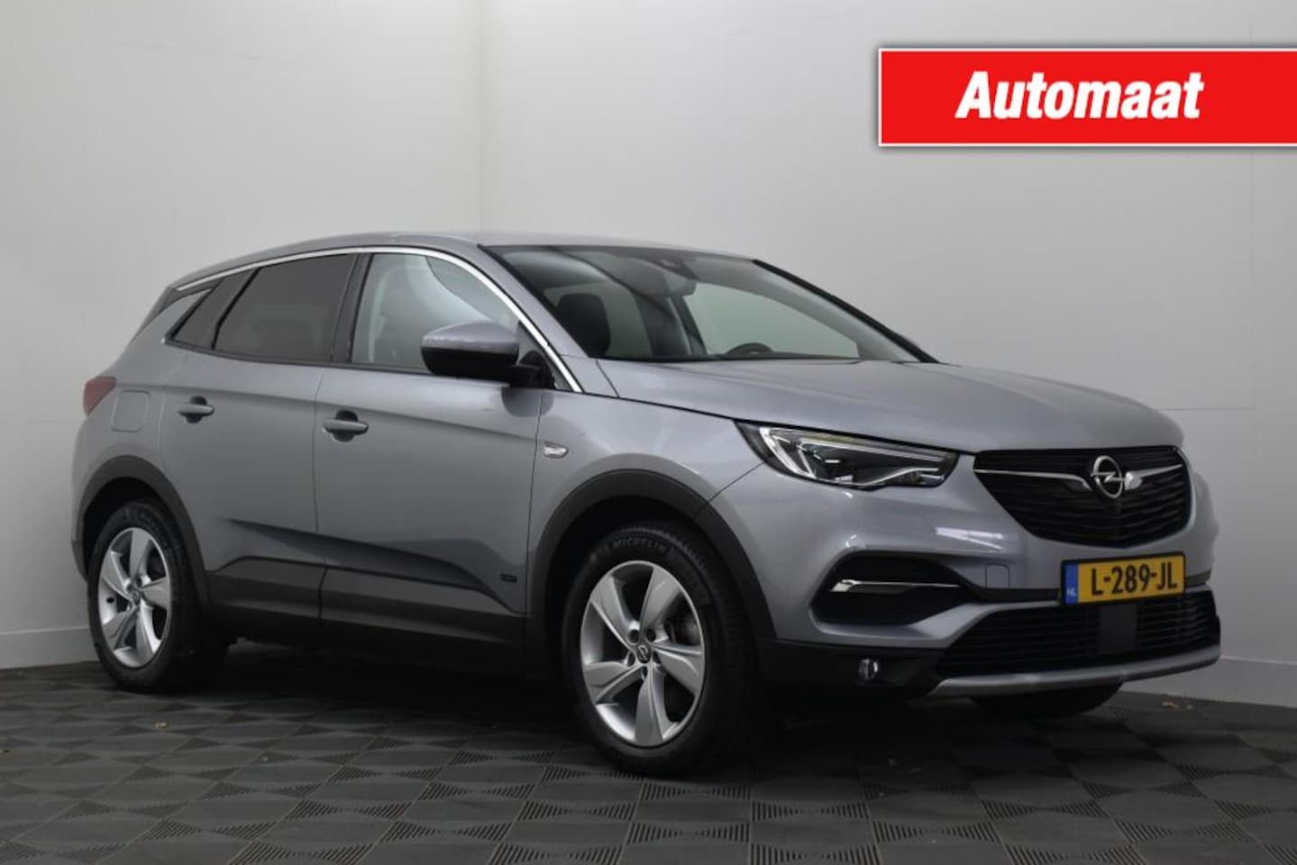 Opel Grandland X - 1.6 Turbo 180PK Hybride Business Elegance Automaat - AutoWereld.nl