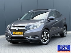 Honda HR-V - 1.5 i-VTEC Executive Led - Panoramadak - Camera - Trekhaak