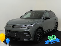 Volkswagen Tiguan - R-Line Edition - eHybrid | 'App-Connect' draadloze smartphone integratie | Automatische af