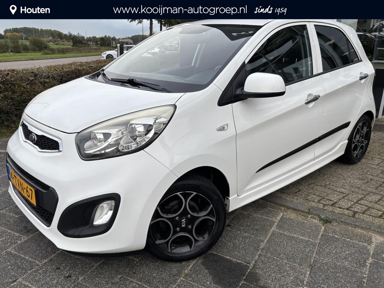 Kia Picanto - 1.2 CVVT World Cup Ed. 1.2 CVVT World Cup Ed. - AutoWereld.nl