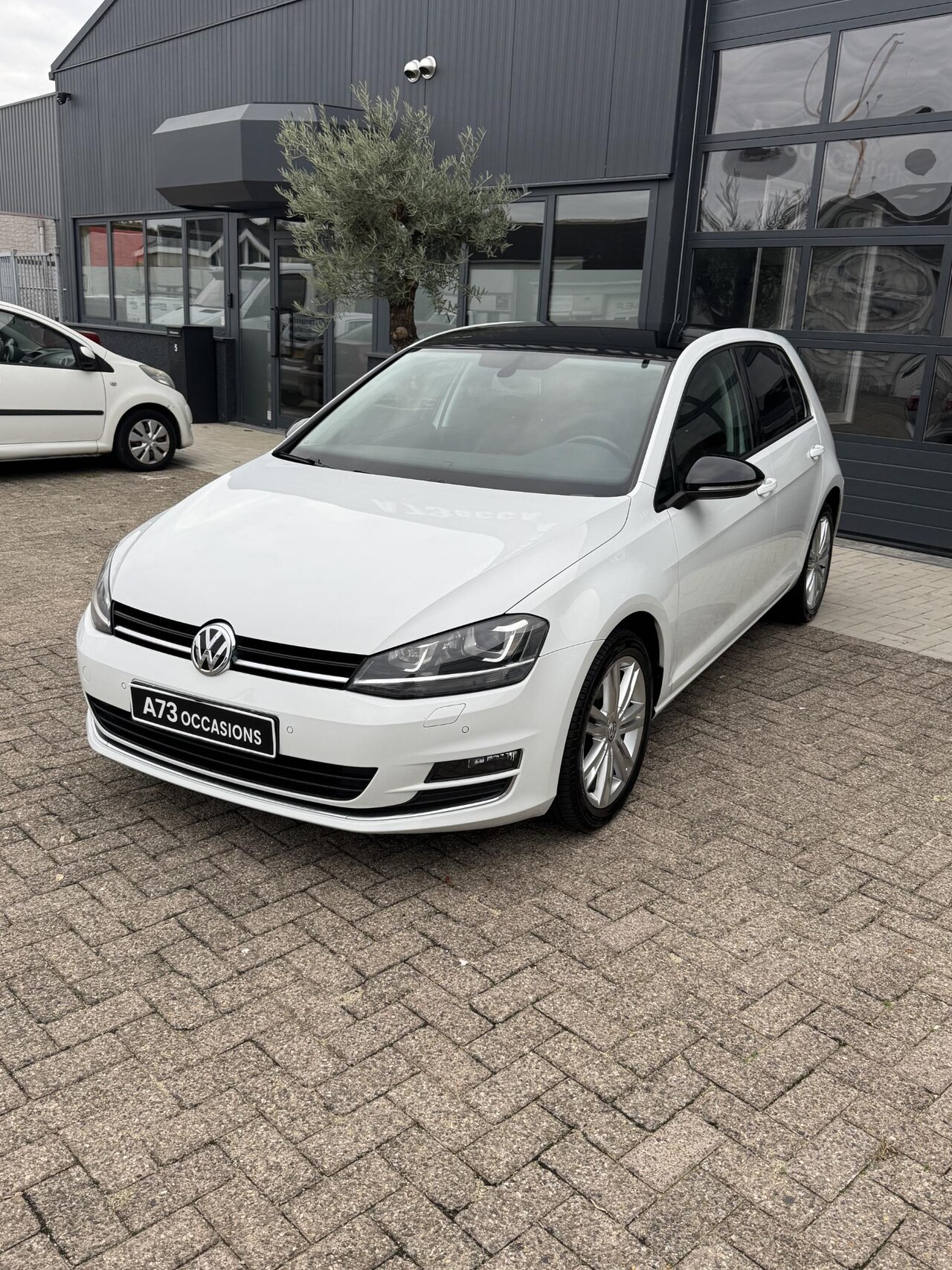 Volkswagen Golf - 1.4 TSI Trendline Leer,stoelverwarming,cruise - AutoWereld.nl