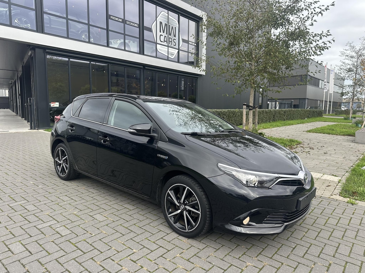 Toyota Auris - 1.8 Hybrid Dynamic Camera, Navi, ECC, Cruise - AutoWereld.nl