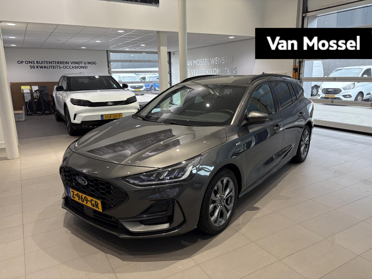 Ford Focus Wagon - 1.0 EcoBoost Hybrid ST Line | STOEL, STUUR EN VOORRUITVERWARMING | NAVI | CARPLAY | CRUISE - AutoWereld.nl