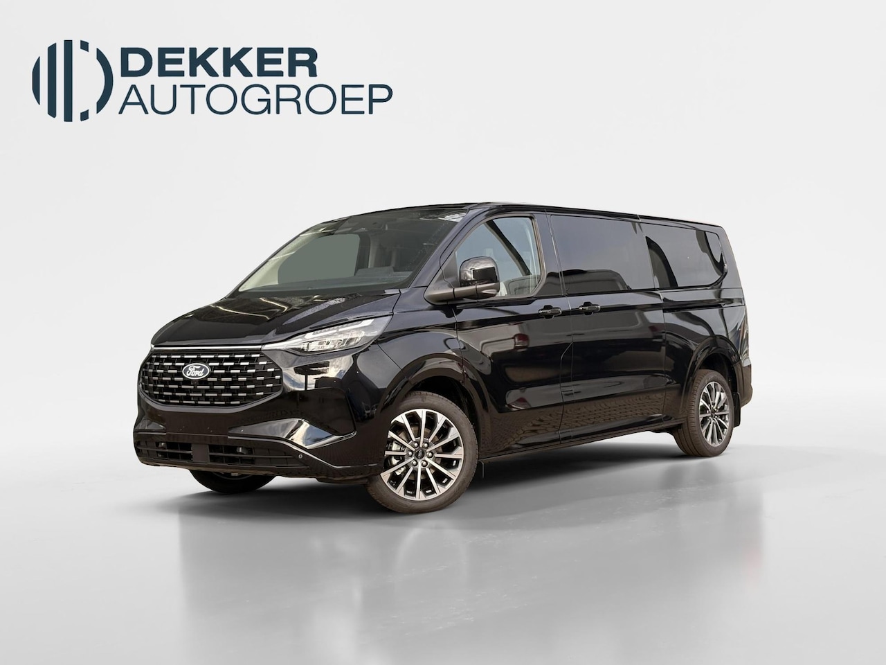 Ford Model T - Custom L2H1 340 2.5 PHEV TITANIUM X I 360 CAMERA I WINTER PACK I ELEKTRISCH WEGKLAPBARE TR - AutoWereld.nl