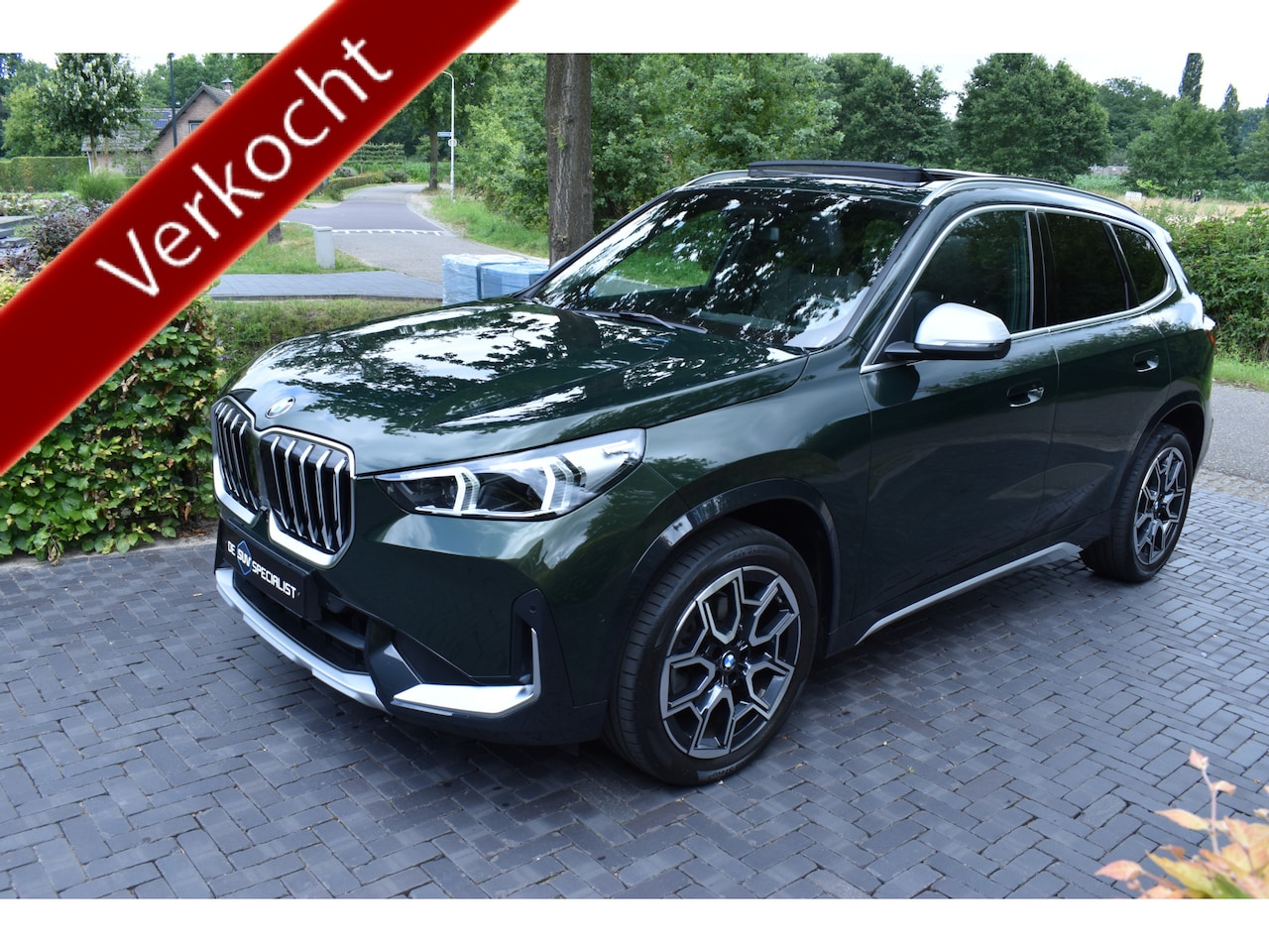 BMW X1 - sDrive18i '23 FULL! LEER, PANO, ADAPT, TREKH, NIEUWST. - AutoWereld.nl