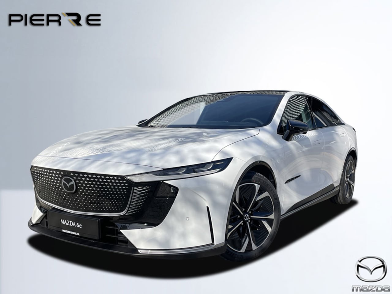 Mazda 6e - Takumi 68.8 kWh ZWART LEDER INTERIEUR | 360 CAMERA | PANORAMADAK | 19 INCH LMV UIT VOORRAA - AutoWereld.nl
