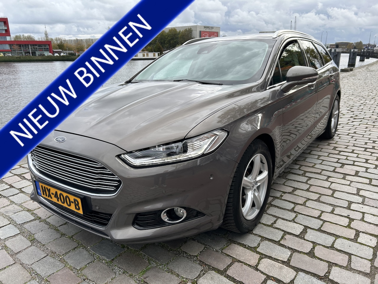 Ford Mondeo Wagon - 1.5 Titanium airco/ecc navigatie nieuwstaat - AutoWereld.nl