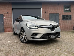 Renault Clio - Clio 1.2 Initiale Paris | Automaat | 120pk | 41.000 km | Luxe uitvoering l Panoramadak l L