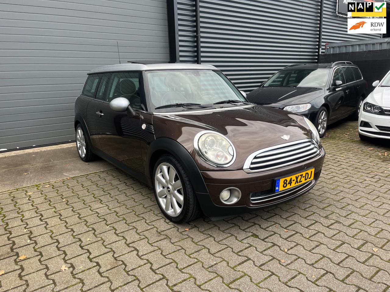 MINI Clubman - Mini 1.6 Cooper Chili PANO/LEDER/STOELVERWARMING - AutoWereld.nl