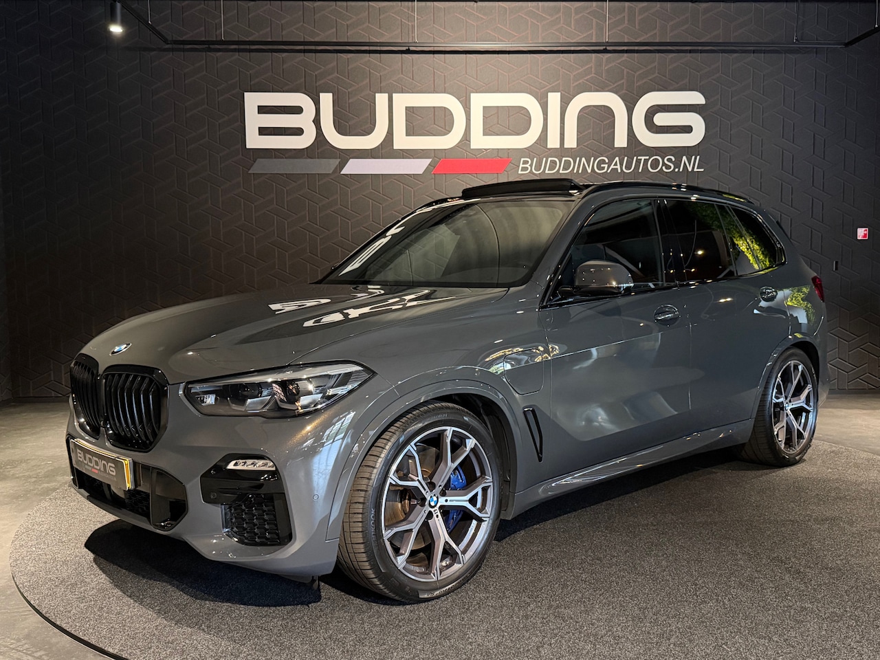 BMW X5 - xDrive45e High Exe | Dravitgrau | Pano | Trekhaak | - AutoWereld.nl