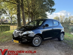 Lancia Y(psilon) - Ypsilon 0.9 TwinAir Platinum Automaat Cruise Airco