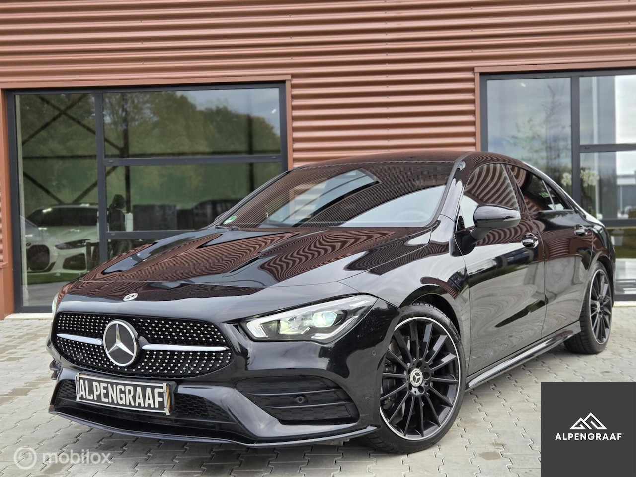 Mercedes-Benz CLA-Klasse - 250 4MATIC AMG Line 250 4MATIC AMG LINE - AutoWereld.nl