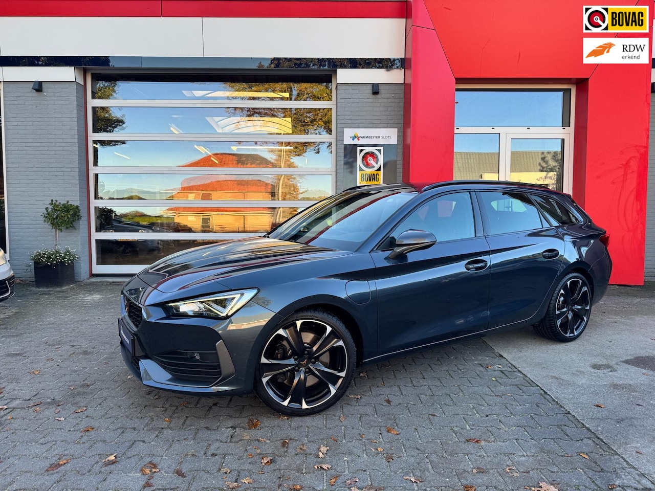 CUPRA Leon Sportstourer - 1.4 e-Hybrid VZ Adrenaline - AutoWereld.nl