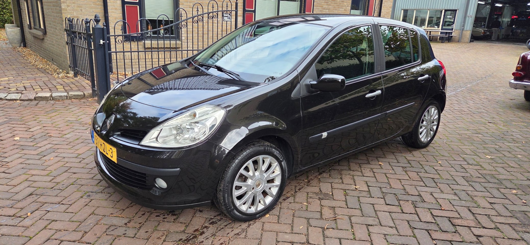 Renault Clio - 1.2 TCE Collection 1.2 TCE Collection - AutoWereld.nl