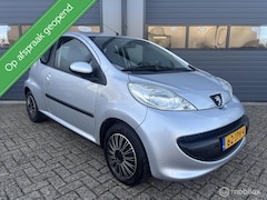 Peugeot 107 - 1.0-12V XS AUTOMAAT Uitvoering _ Bwj 2008