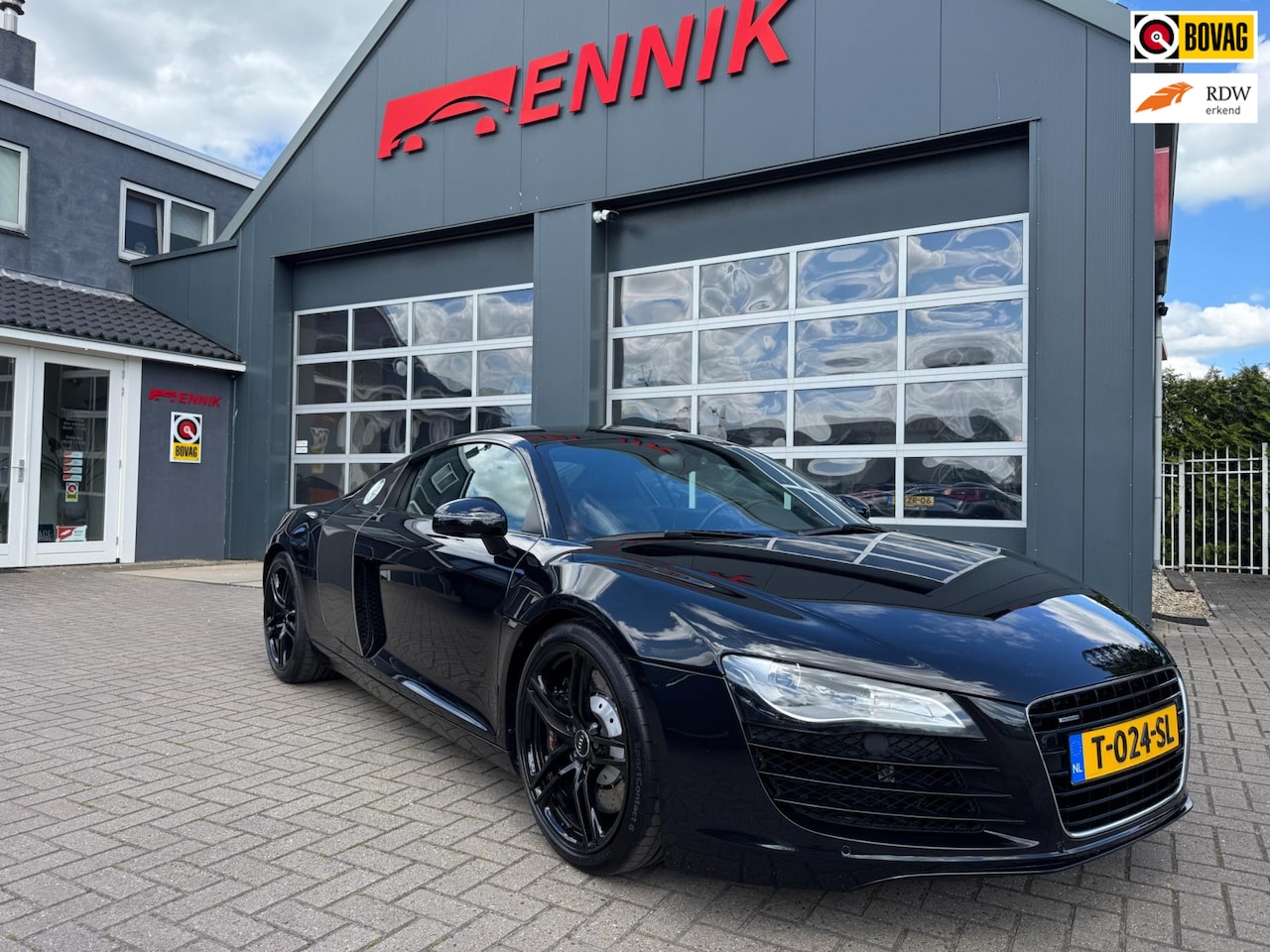 Audi R8 - 4.2 V8 FSI Quattro / Carbon / B&O / Alcantara / Volledige Documentatie en Onderhoud . - AutoWereld.nl