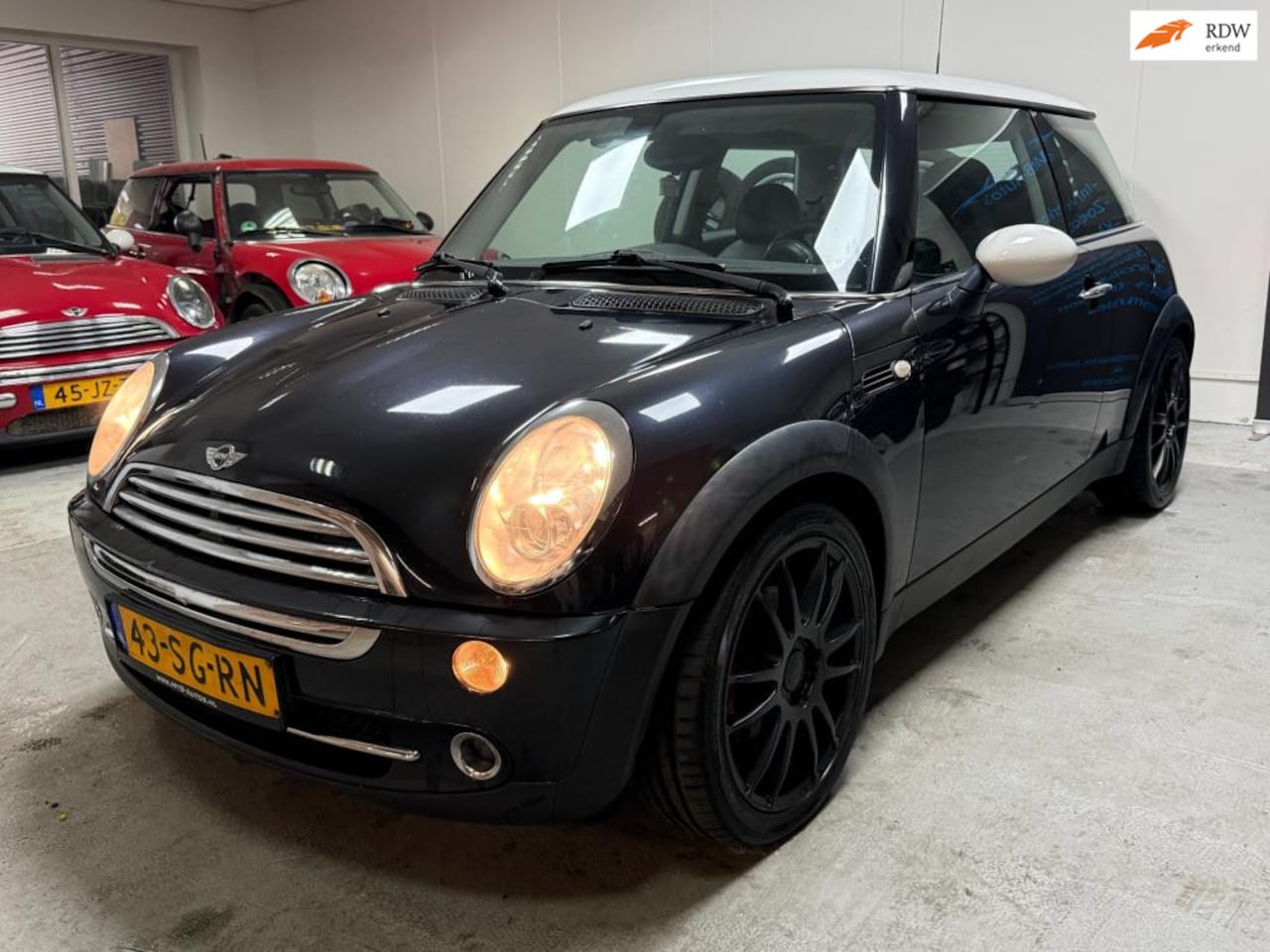MINI Cooper - Mini 1.6 Chili van 2e eigenaar - AutoWereld.nl