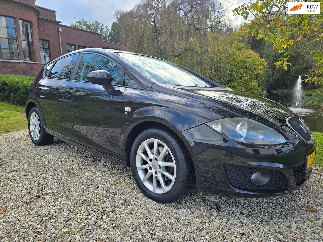 SEAT Leon - 1.4 TSI Reference 1.4 TSI Reference - AutoWereld.nl