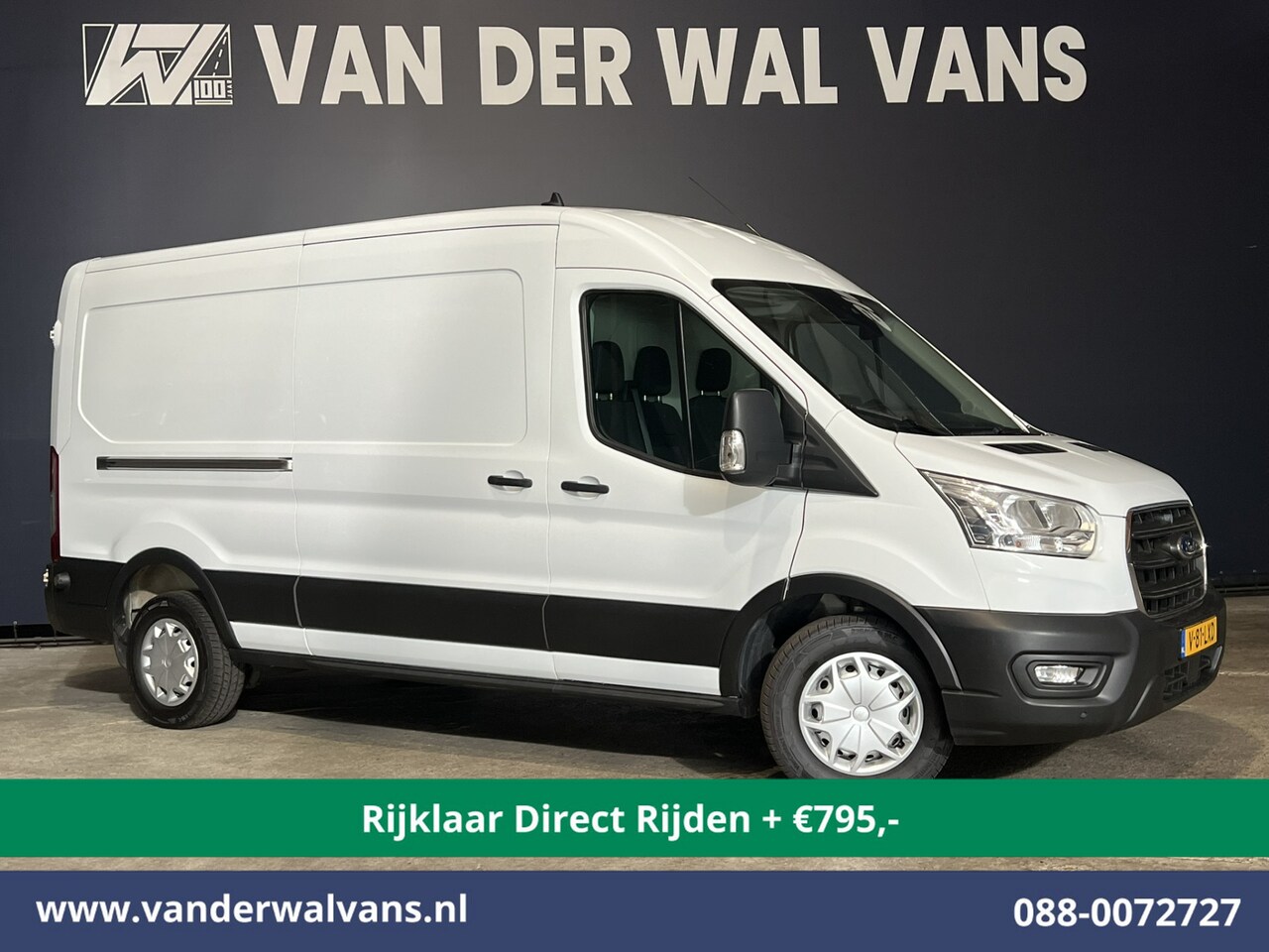 Ford Transit - 2.0 TDCI 131pk L3H2 Euro6 *Rijklaar Direct Rijden* Airco | Camera | Navigatie | Apple Carp - AutoWereld.nl