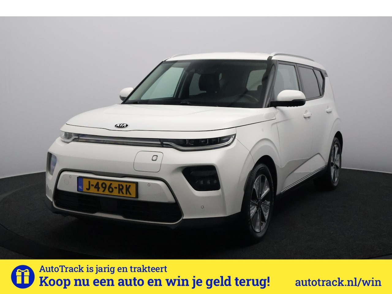 Kia e-Soul - DynamicLine 64 kWh SOH 95.5% | Harman/Kardon | Camera | Navigatie - AutoWereld.nl