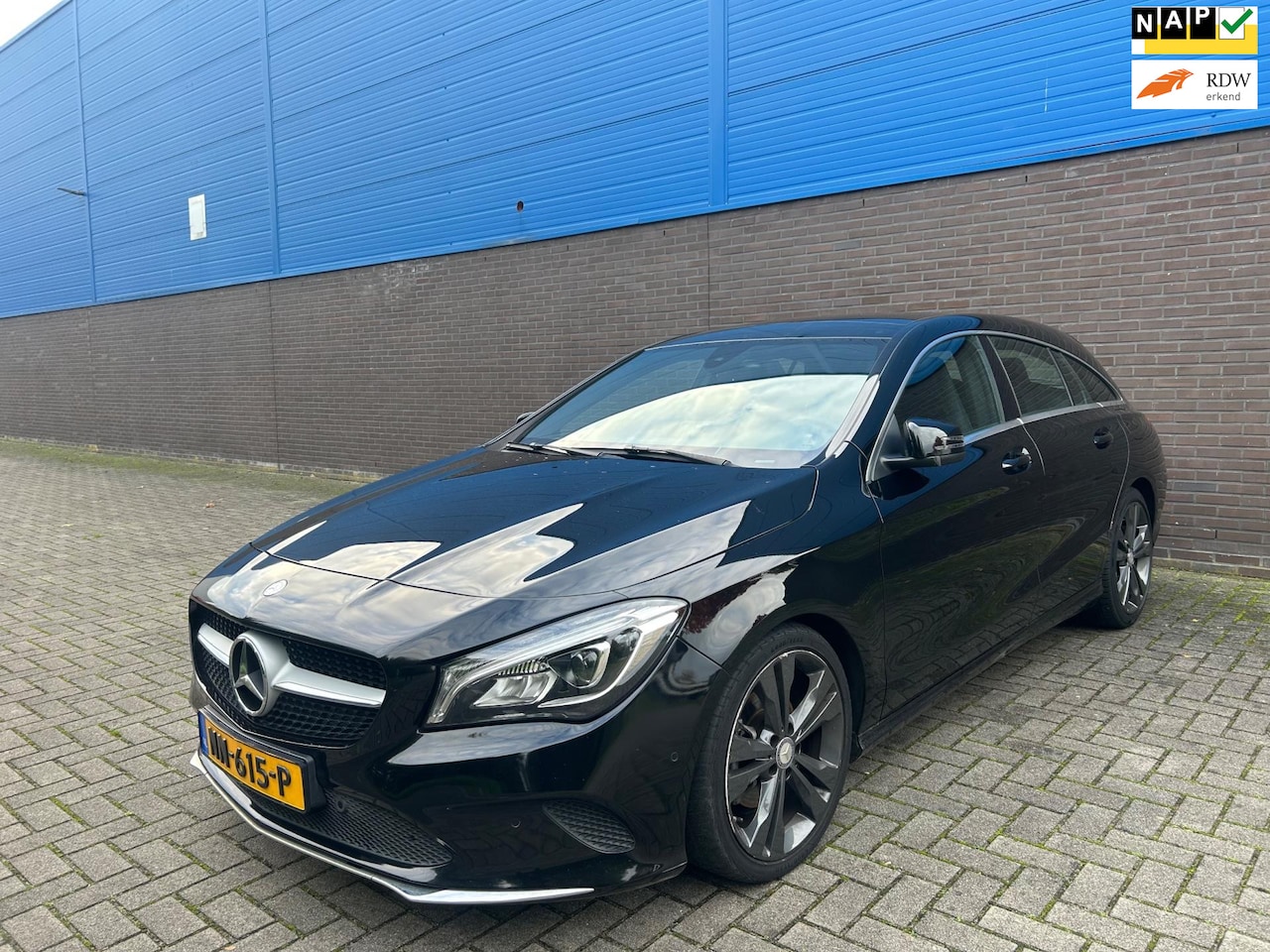 Mercedes-Benz CLA-klasse Shooting Brake - 180 Edition Plus | Panoramadak | Stoelverwarming | Camera | Cruise | Climate | Apple Carpl - AutoWereld.nl