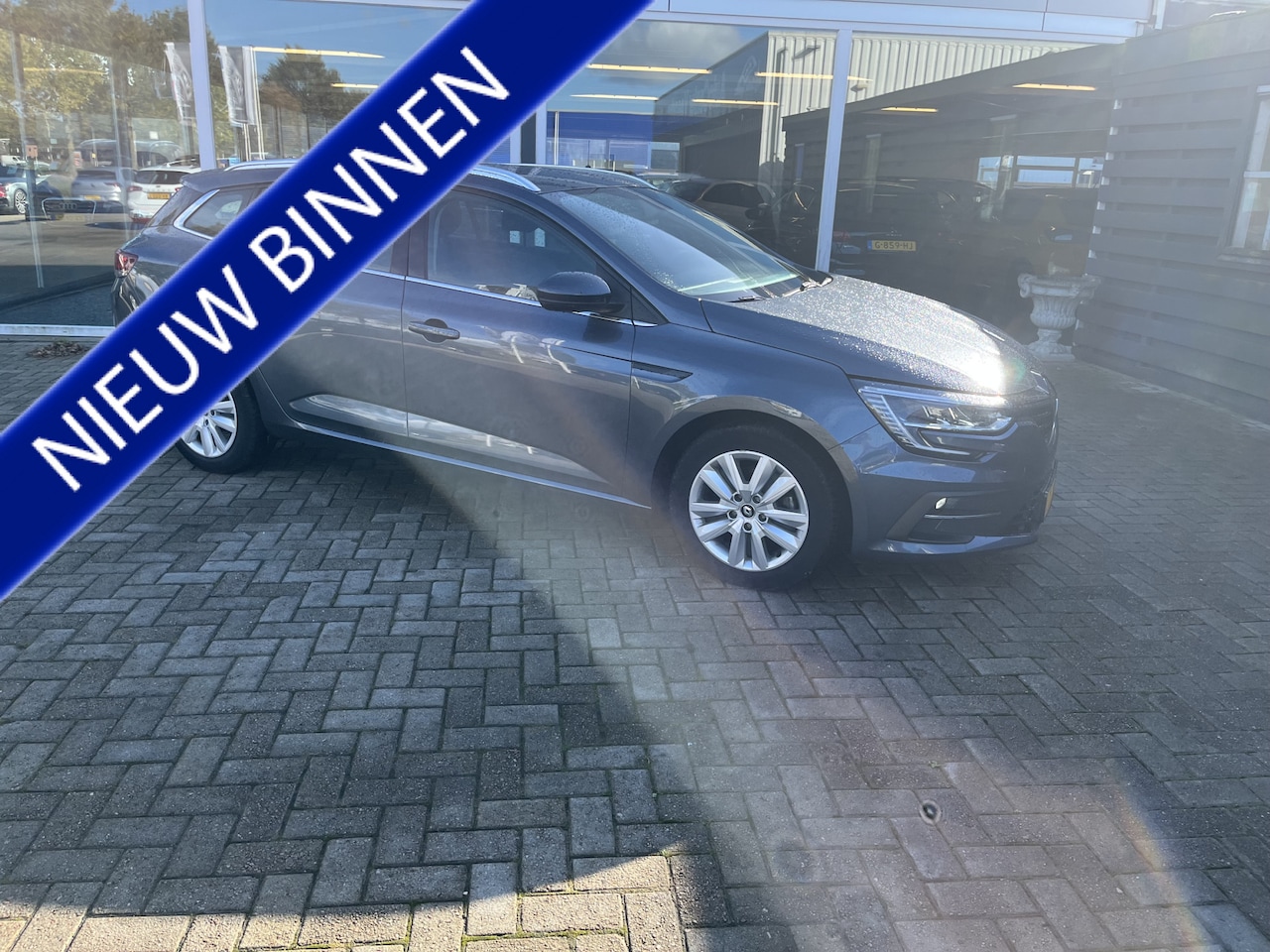 Renault Mégane Estate - 1.3 TCe 140 Equilibre Led / Clima / LMV 50%deal 8475,- ACTIE - AutoWereld.nl
