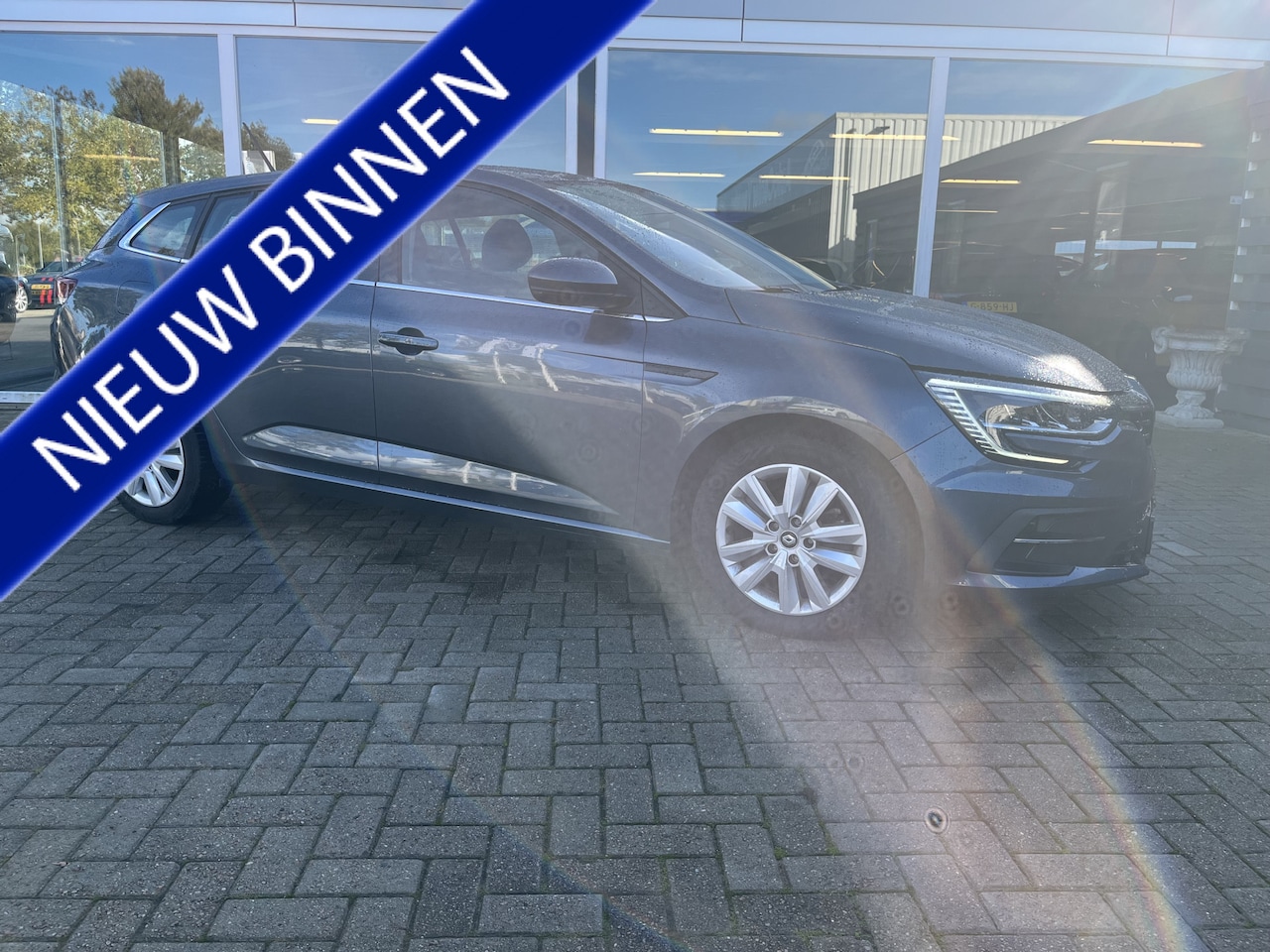 Renault Mégane Estate - 1.3 TCe 140 Equilibre LMV/ Led / CLima 50%deal 8975,- ACTIE - AutoWereld.nl
