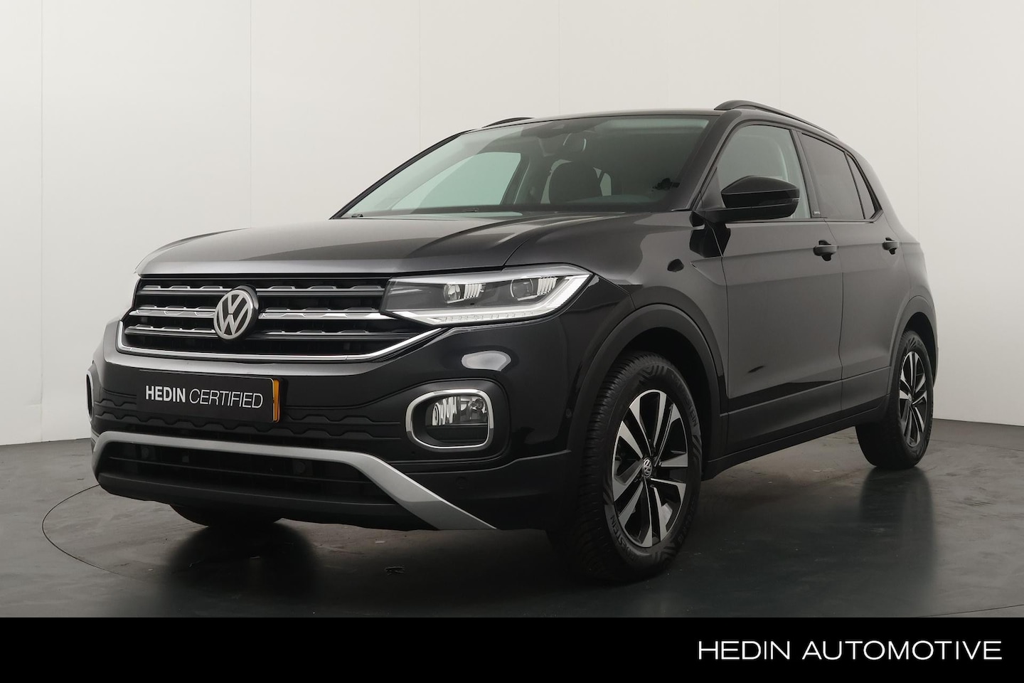 Volkswagen T-Cross - 1.0 115pk Style Business R Automaat | Stoelverwarming | Parkeer Camera | Adaptieve Cruise - AutoWereld.nl