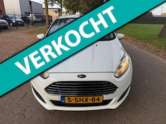 Ford Fiesta - 1.0 Style 2013 NIEUWE APK AIRCO