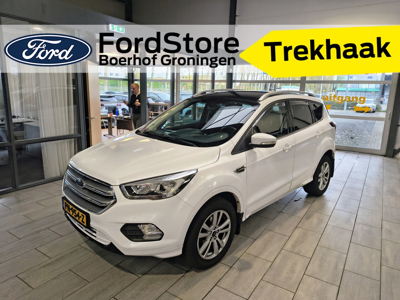 Ford Kuga - 1.5 EcoBoost Trend Ultimate | Trekhaak | Navi | Clima | Cruise | Stoelverw. | Voorruitverw - AutoWereld.nl