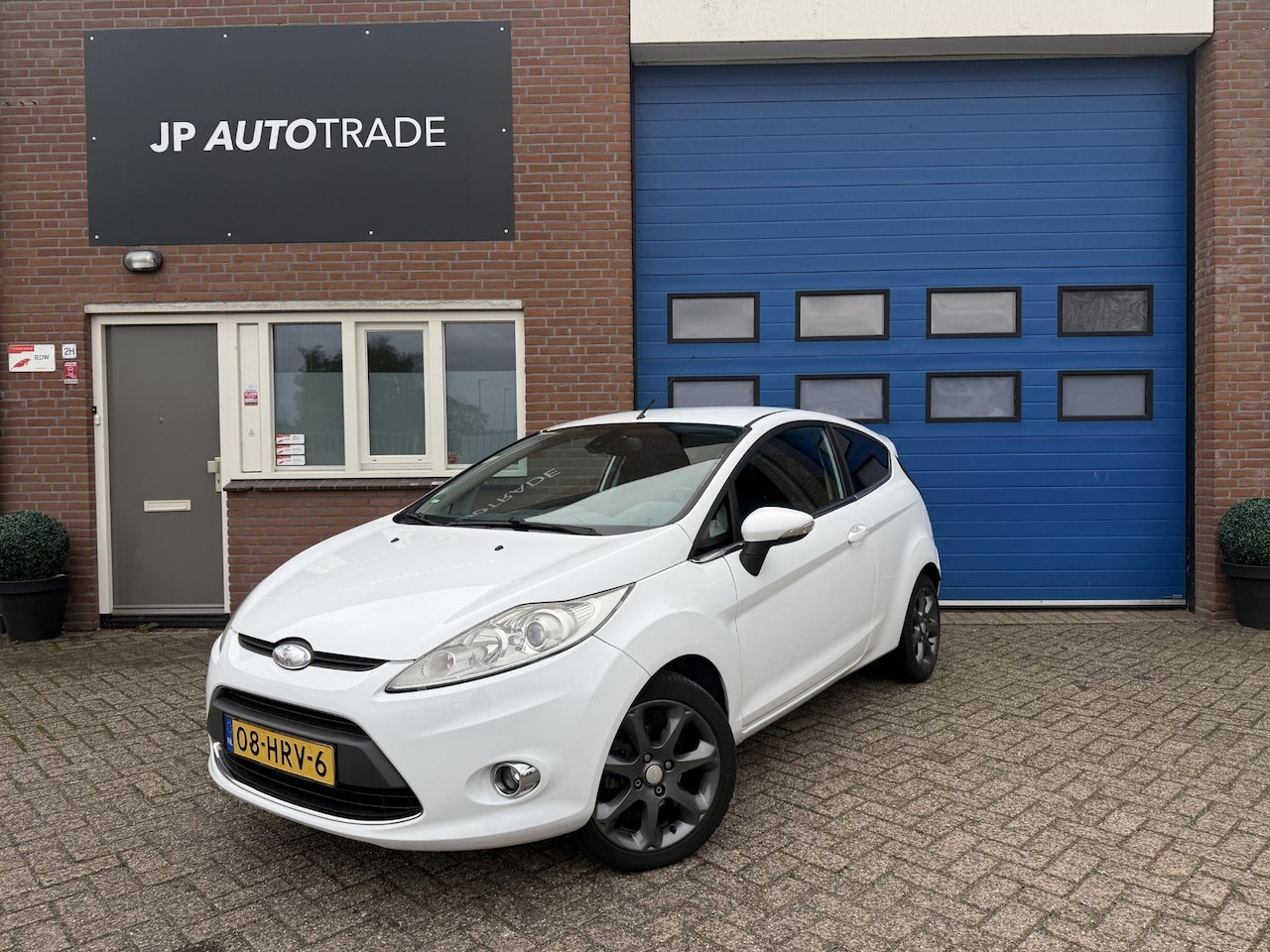 Ford Fiesta - 1.4 Titanium | Origineel Nederlands | Trekhaak | Cruise Control | Nieuwe Distributie - AutoWereld.nl