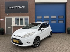 Ford Fiesta - 1.4 Titanium | Origineel Nederlands | Trekhaak | Cruise Control | Nieuwe Distributie