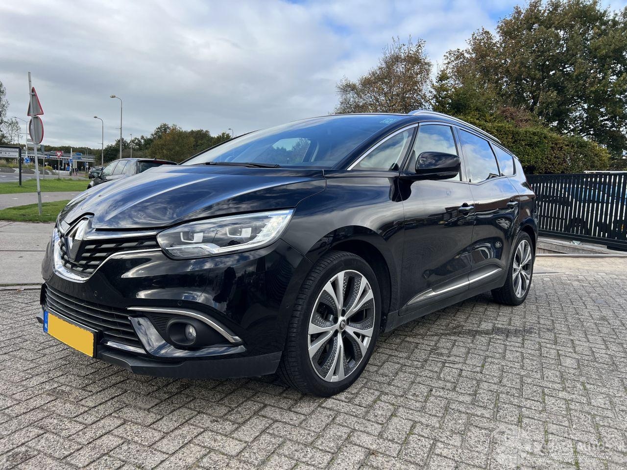 Renault Grand Scénic - Scénic - 1.3 TCe Bose | 7p!! | Glazen dak! - AutoWereld.nl