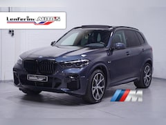 BMW X5 - xDrive45e M Sport Head-up Luchtvering v+a Softclose Apple Carplay Camera 360 Trekhaak 1e E