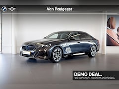 BMW i5 - Sedan eDrive40 M Sport Edition | Stoelventilatie | Comfort Access | Harman Kardon | Trekha
