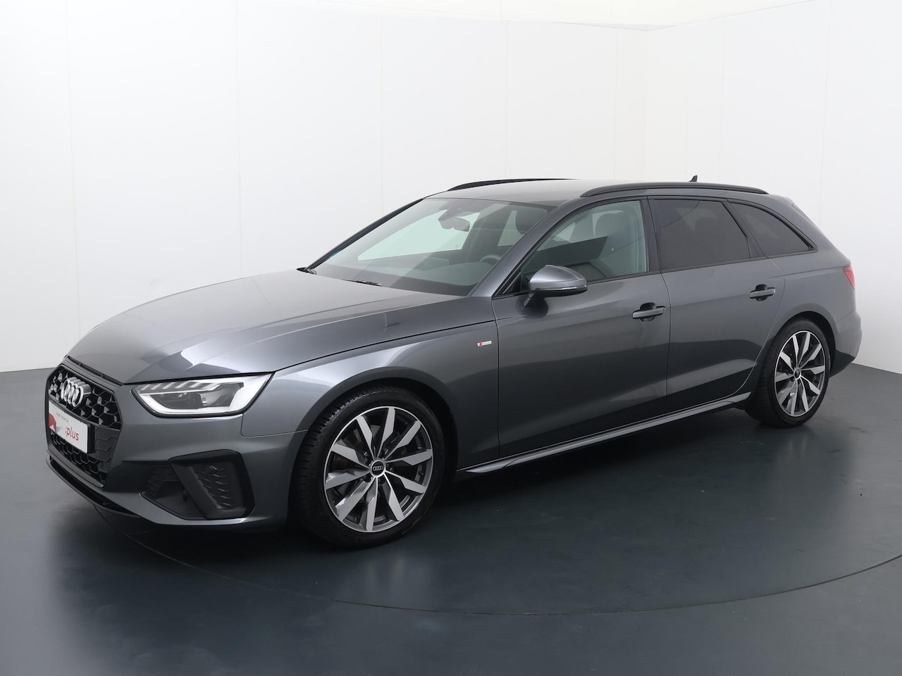 Audi A4 Avant - 35 TFSI S edition Competition | 150 PK | Automaat | Trekhaak wegklapbaar | Adaptive cruise - AutoWereld.nl