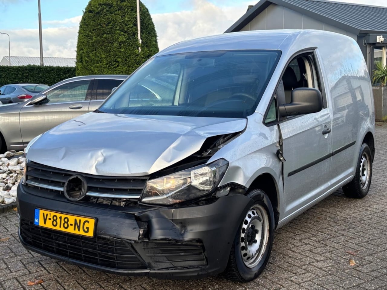 Volkswagen Caddy - 2.0 TDI 2018 MARGE Lichte Schade - AutoWereld.nl