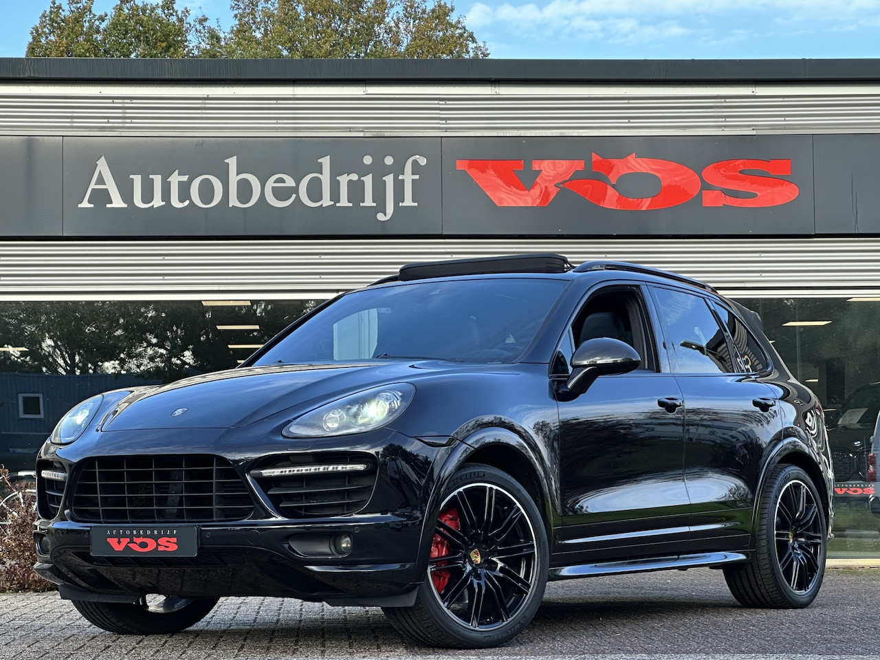 Porsche Cayenne - 4.8 GTS | 420 pk | Panodak | Camera | Trekhaak | Luchtvering - AutoWereld.nl